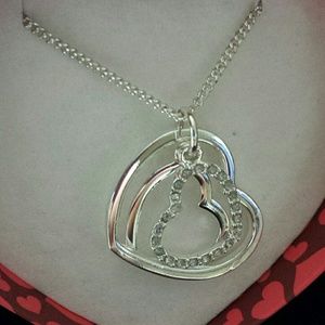 Avon Loving Moments Necklace in Gift Box